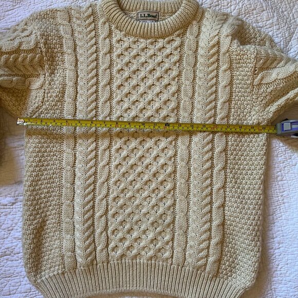 L.L. Bean Vintage Womens Cable Knit Sweater Medium wool Made In Ireland Cream - Picture 11 of 12